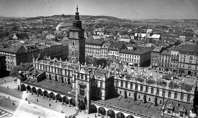 full_krakow_1948_forum_770